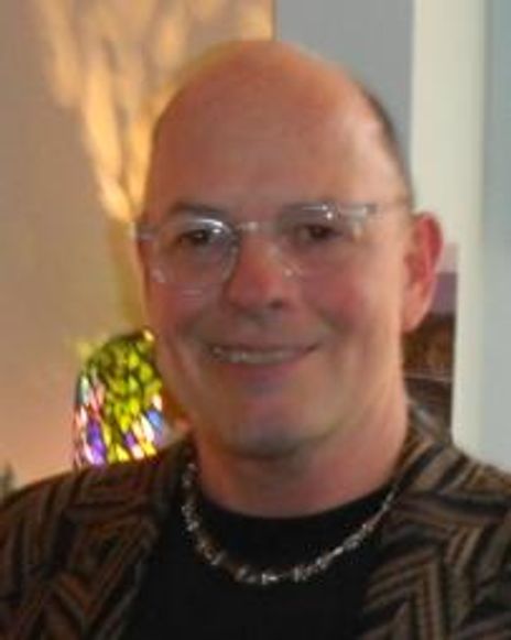 Christopher Tanner Headshot