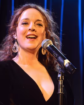 Melissa Errico Headshot