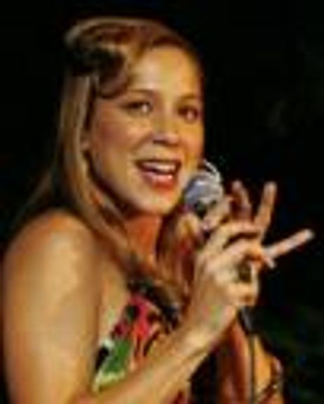 Becky Baeling Headshot