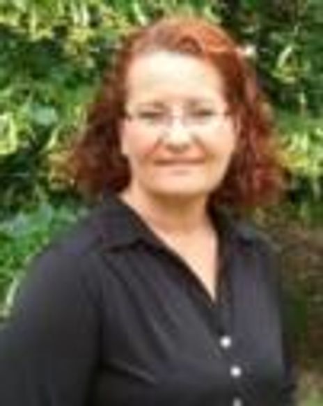 Tina M. Newhauser Headshot