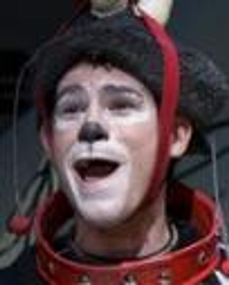 Logan Lipton Headshot