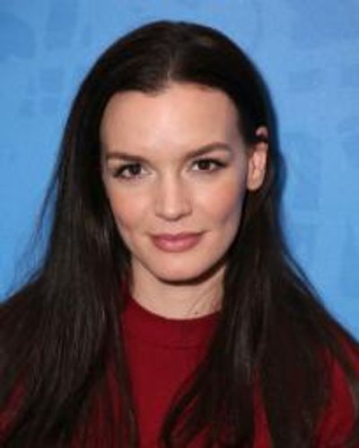 Jennifer Damiano Headshot