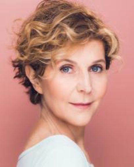 Kate Goehring Headshot