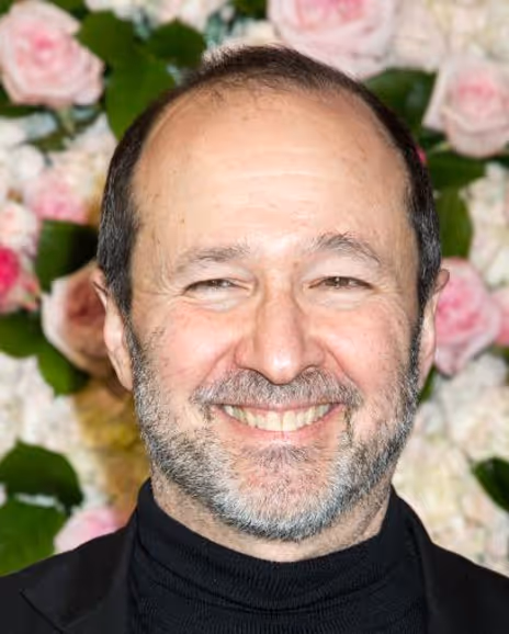 Steven Lutvak Headshot