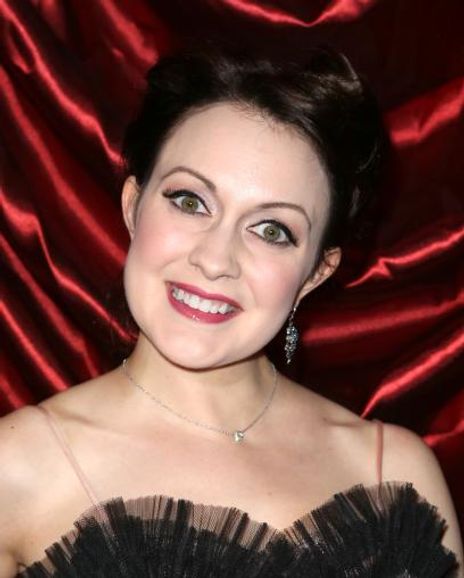 Catherine Walker Headshot