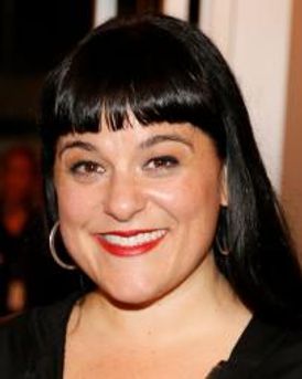 Beth Morris Headshot