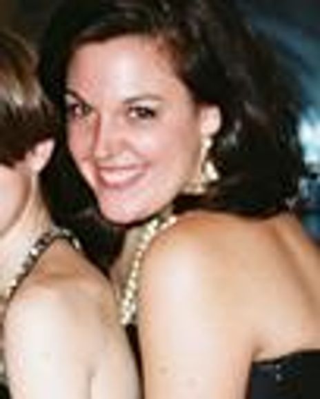 Leslie Waters Headshot