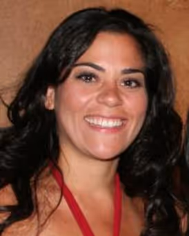 Cathryn Basile Headshot