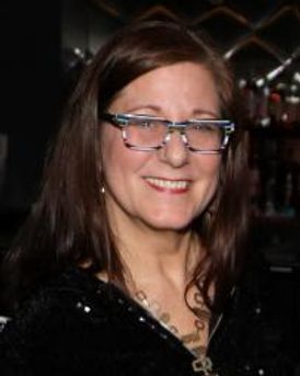 Patricia Harris Headshot