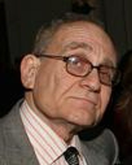 Elliott Ames Headshot