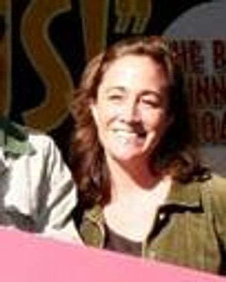 Suzanne DeChant Headshot