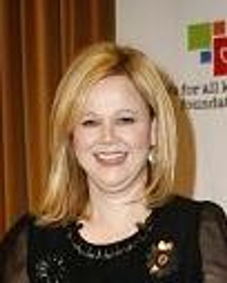 Caroline Rhea Headshot