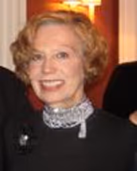 Nicole Barth Headshot