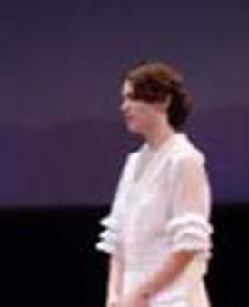 Maggie Siff Headshot