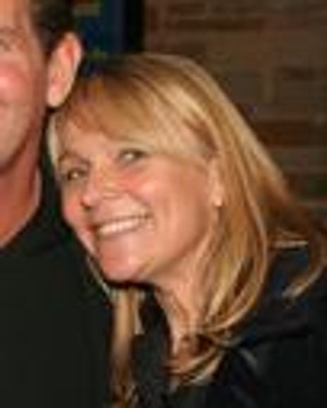 Helen Fielding Headshot