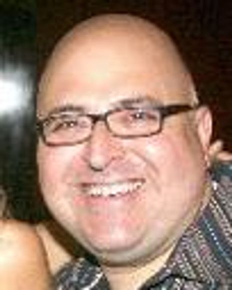 Frank DeCaro Headshot