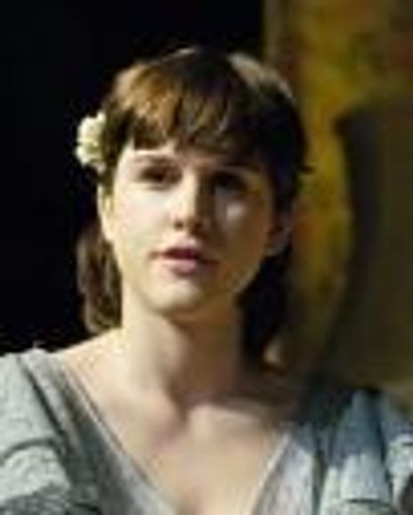 Amanda Hale Headshot