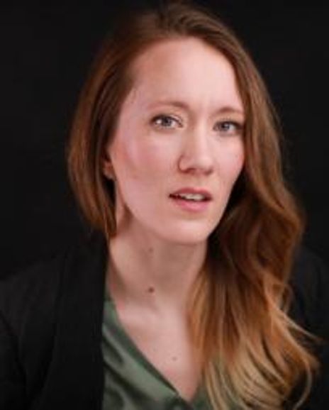 Joyce Miller Headshot