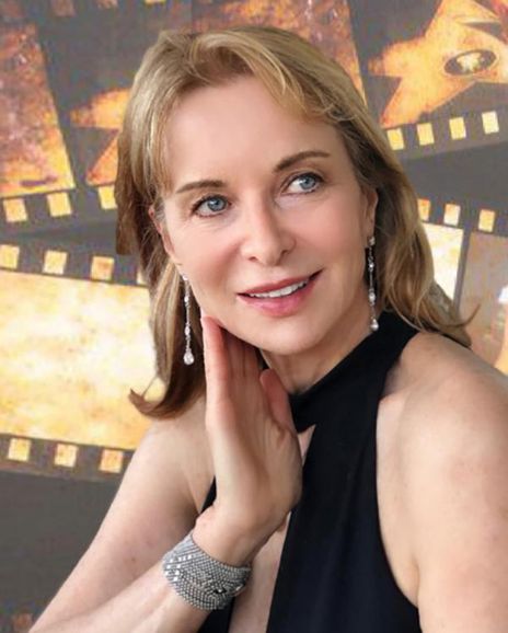 Anna Simone Scott Headshot