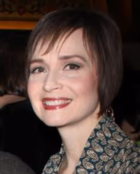 Patty Goble Headshot