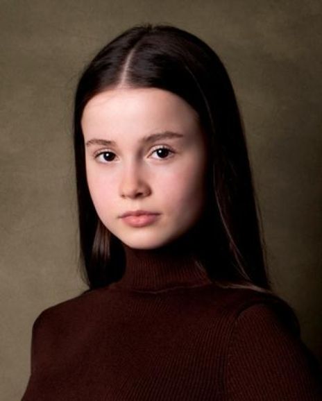 Sophia Ally Headshot