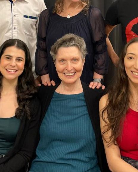 Rebecca Hoodwin Headshot