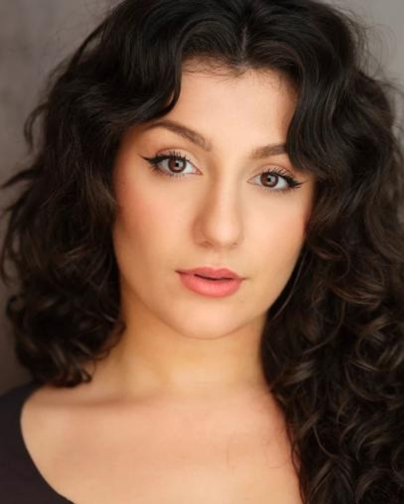 Meet the Cast of SUNSET BOULEVARD, Now in Previews on Broadway  Image