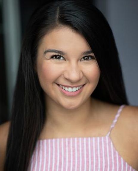 Olivia Clavel-Davis Headshot