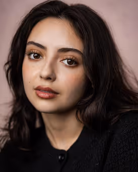 Isabella Esler Headshot