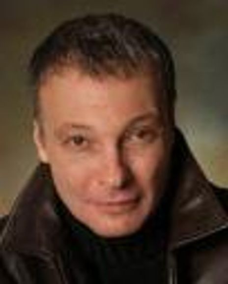 Tony Richards Headshot