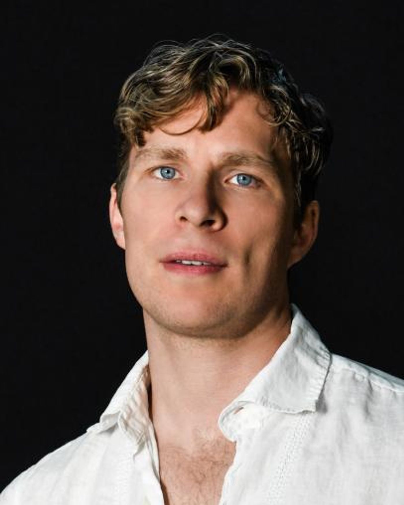 Meet the Cast of TAMMY FAYE, Beginning Previews Tonight on Broadway  Image