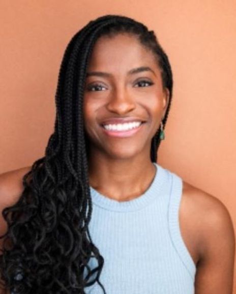 Johanna Moise Headshot