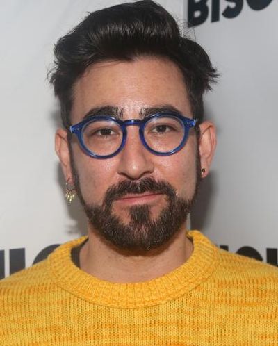 Max Mendoza Crumm Headshot