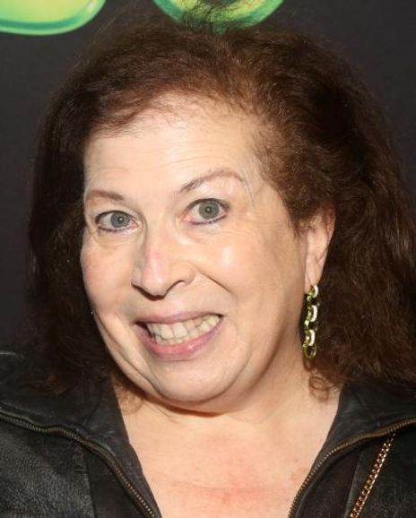 Winnie Holzman Headshot