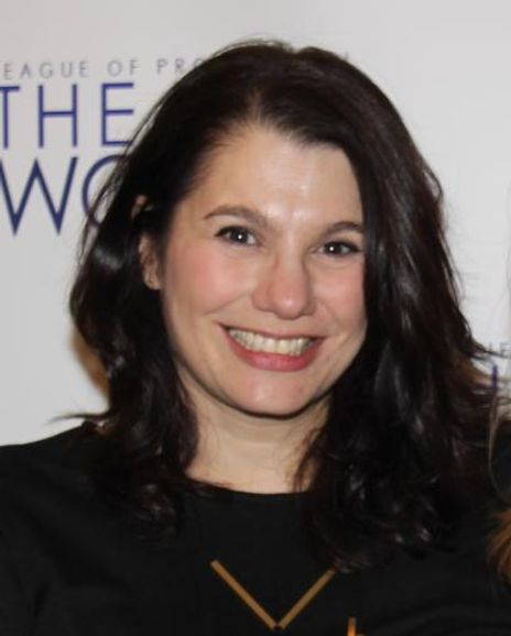 Julie Kramer Headshot