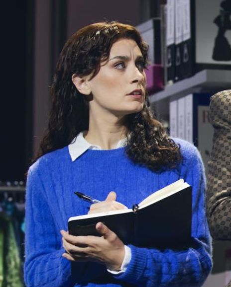 Georgie Buckland Headshot