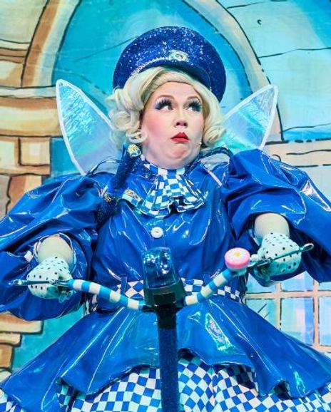 Grace Kelly Miller Headshot