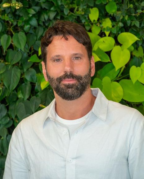 Daniel Pinha Headshot