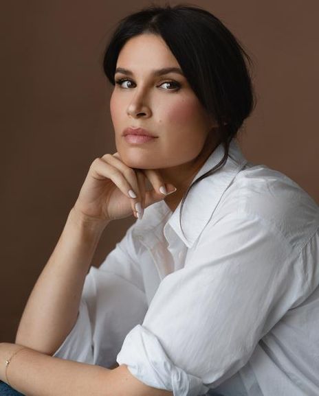 Nicole Villamil Headshot