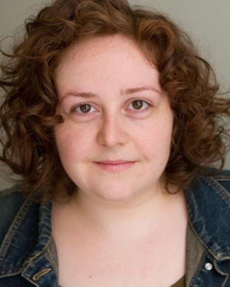 Amanda Jill Robinson Headshot