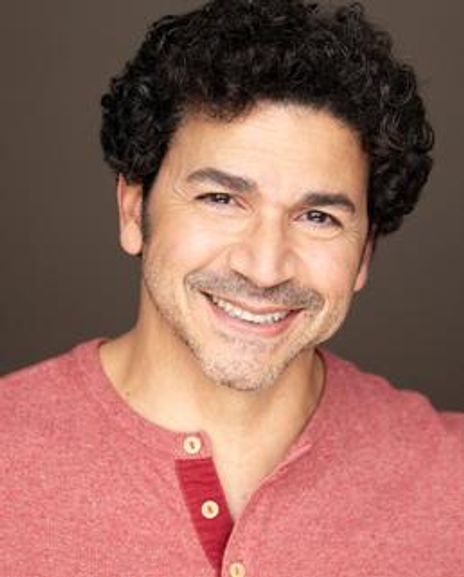 Julio Agustín Headshot