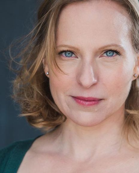 Anna Marie Sell Headshot