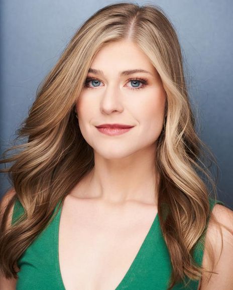 Ellen Grace Diehl Headshot