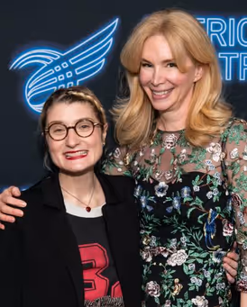 Shannon Burkett Headshot