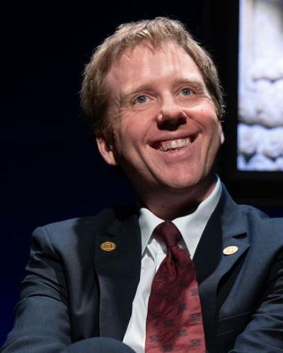 Patrick Bringley Headshot