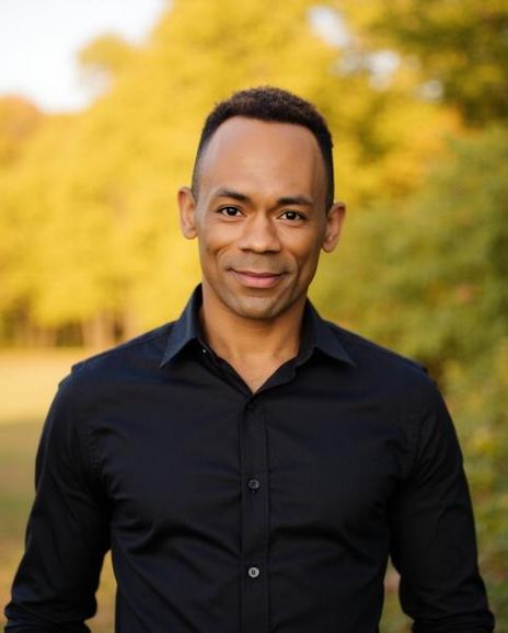 Damien DeShaun Smith Headshot