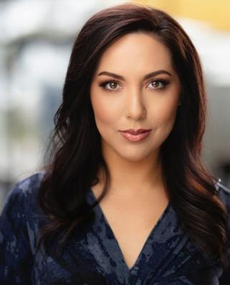 Ashley Cowl Headshot