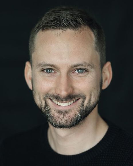 Chris Coxon Headshot