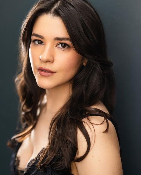 Rebekah Rae Robles Headshot