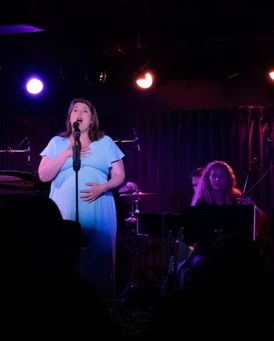 Emily Jewell Headshot